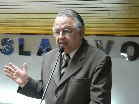 Dr. Ernesto cobra manutenção nas UBSs e ESFs